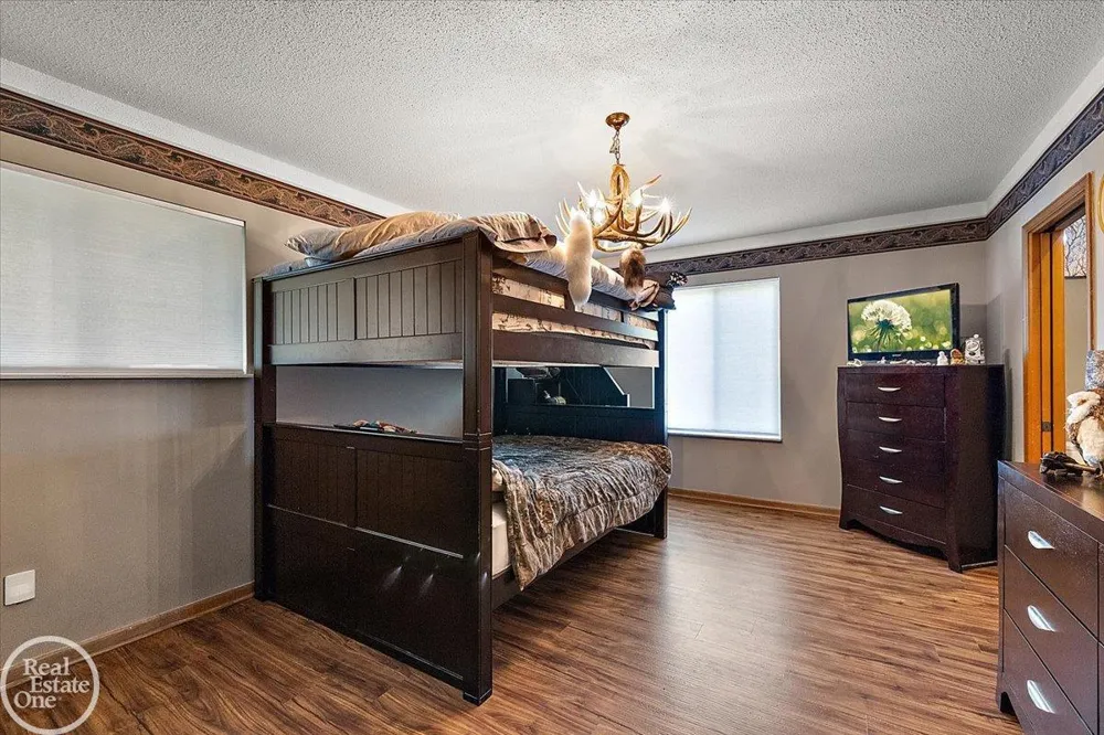 21266 Balfour Street Clinton Charter Township, MI 48036