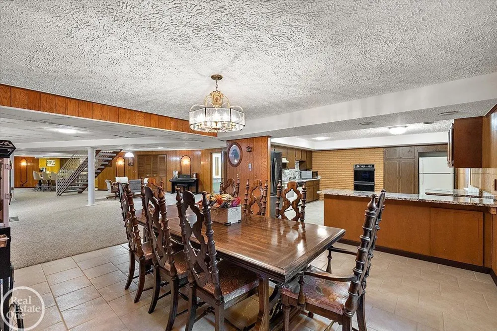 21266 Balfour Street Clinton Charter Township, MI 48036