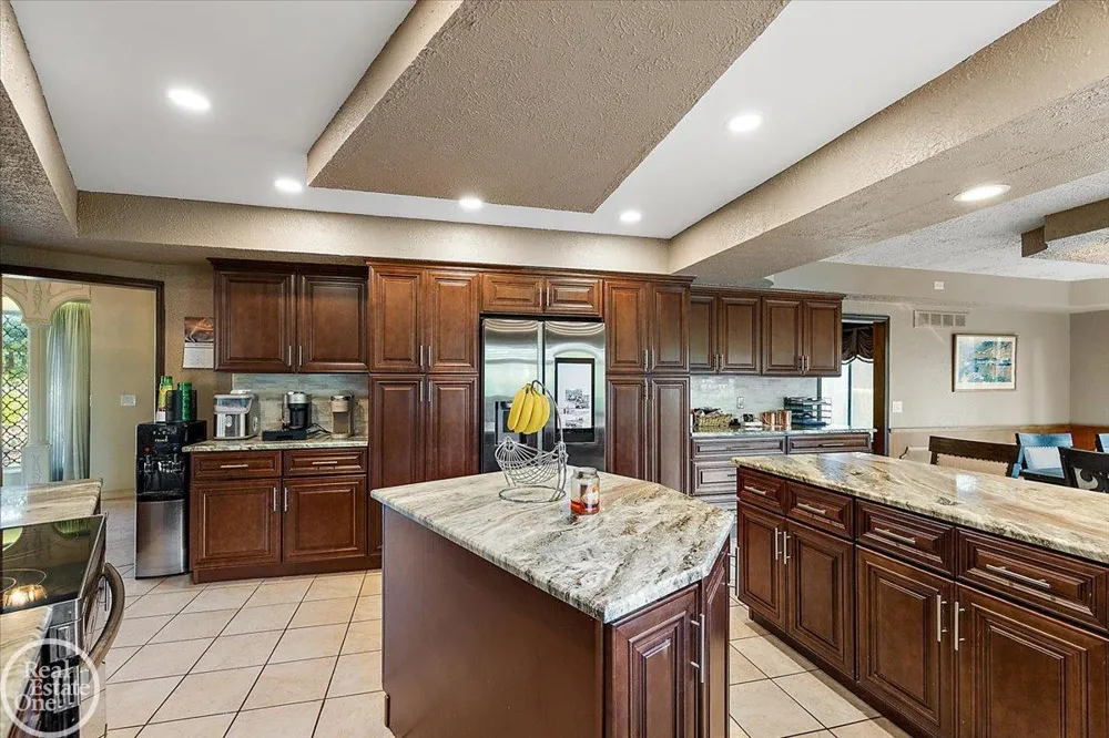 21266 Balfour Street Clinton Charter Township, MI 48036
