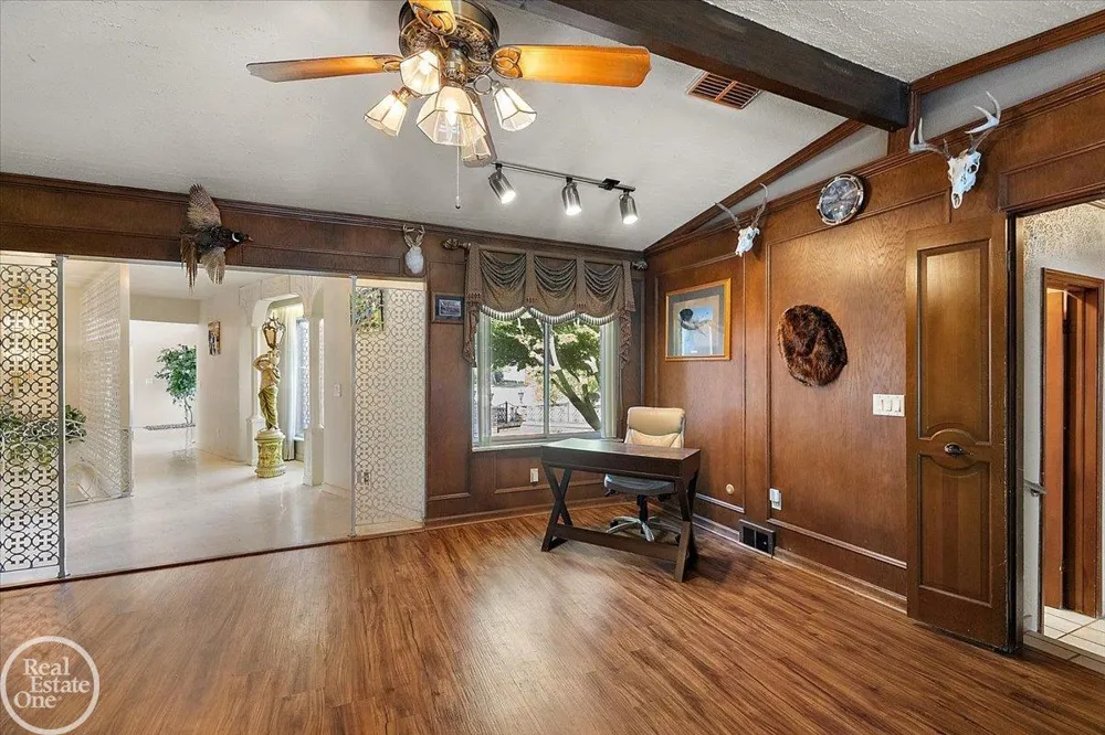 21266 Balfour Street Clinton Charter Township, MI 48036