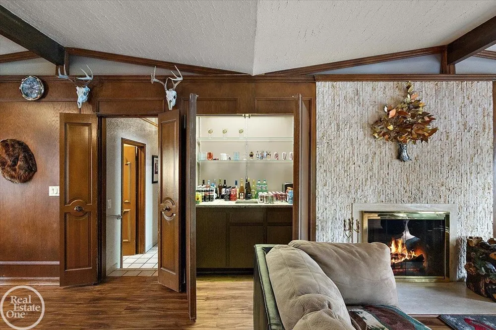 21266 Balfour Street Clinton Charter Township, MI 48036
