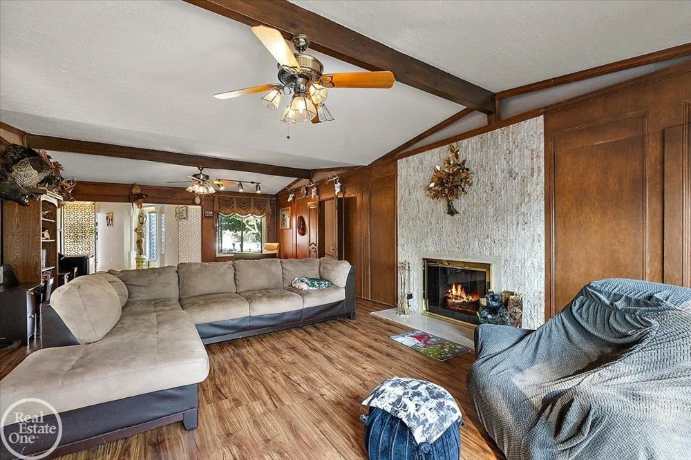 21266 Balfour Street Clinton Charter Township, MI 48036