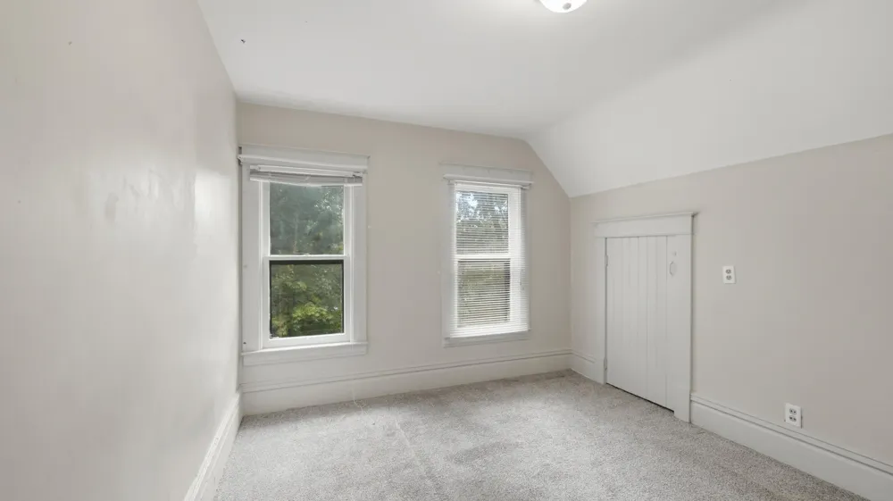 712 W Walnut Street Kalamazoo City, MI 49007