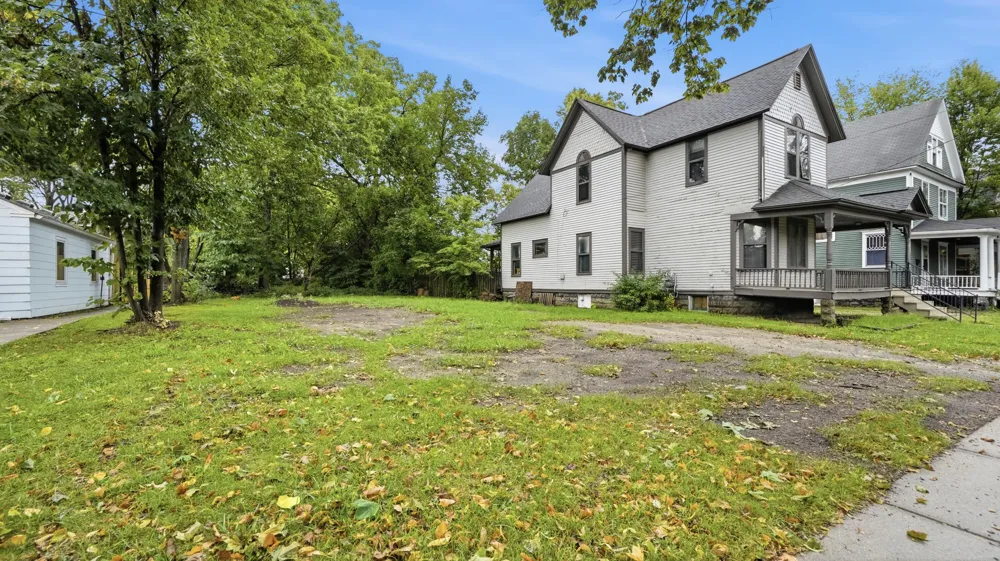 712 W Walnut Street Kalamazoo City, MI 49007