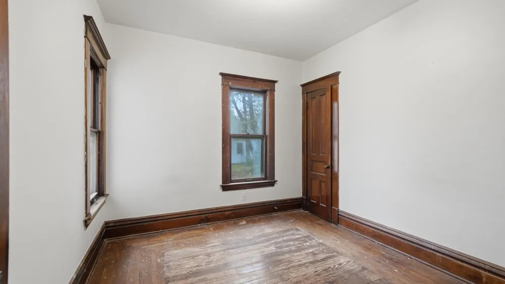 712 W Walnut Street Kalamazoo City, MI 49007
