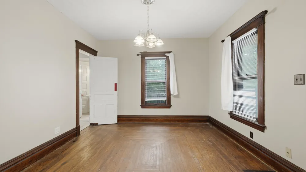 712 W Walnut Street Kalamazoo City, MI 49007