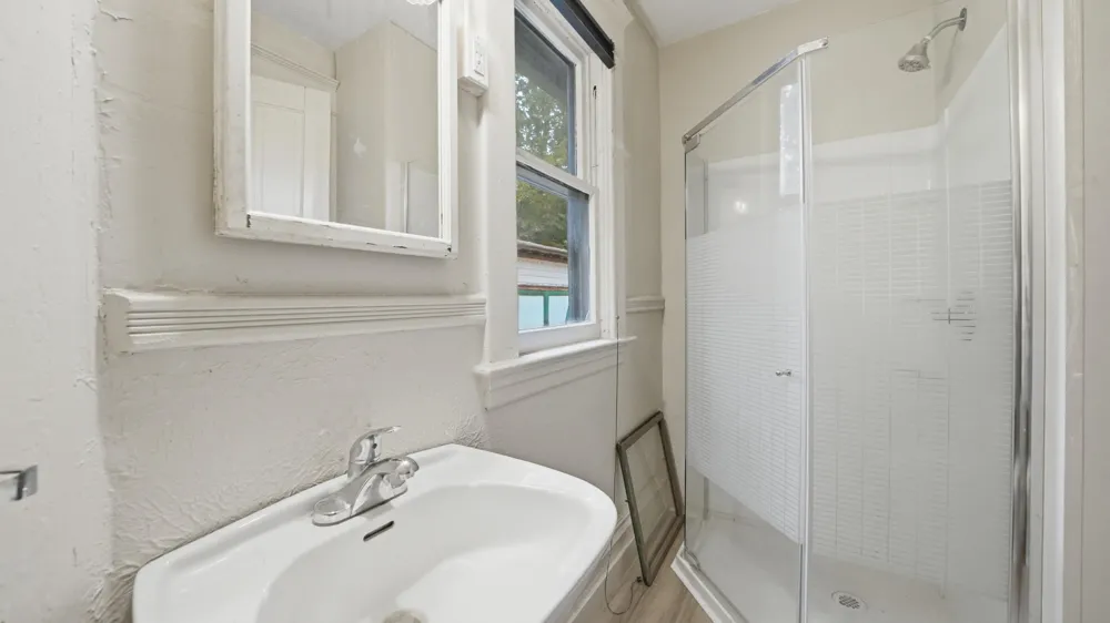 712 W Walnut Street Kalamazoo City, MI 49007