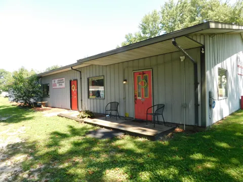 455 W Springhill Drive