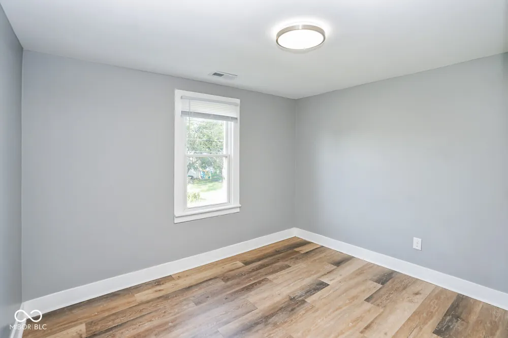328 E 36th Street Anderson, IN 46013