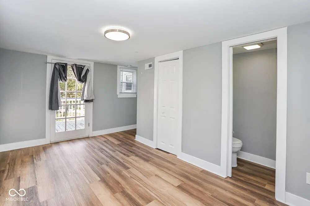 328 E 36th Street Anderson, IN 46013