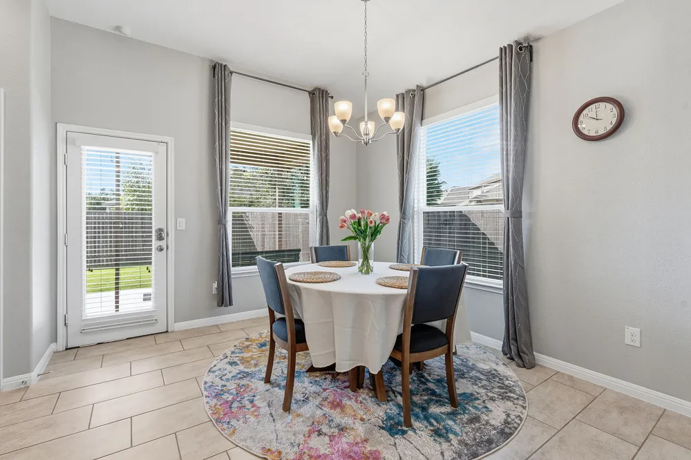 11913 Harpster Bend Austin, TX 78717