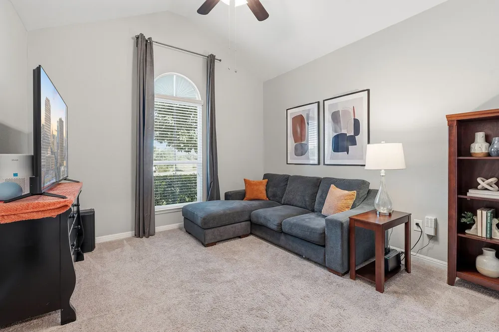 11913 Harpster Bend Austin, TX 78717