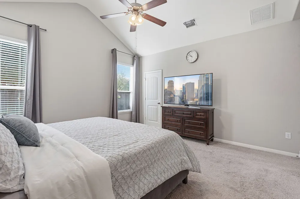 11913 Harpster Bend Austin, TX 78717