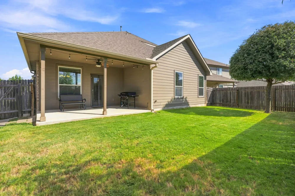 11913 Harpster Bend Austin, TX 78717