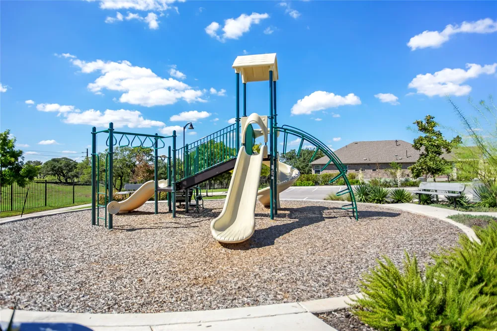 11913 Harpster Bend Austin, TX 78717