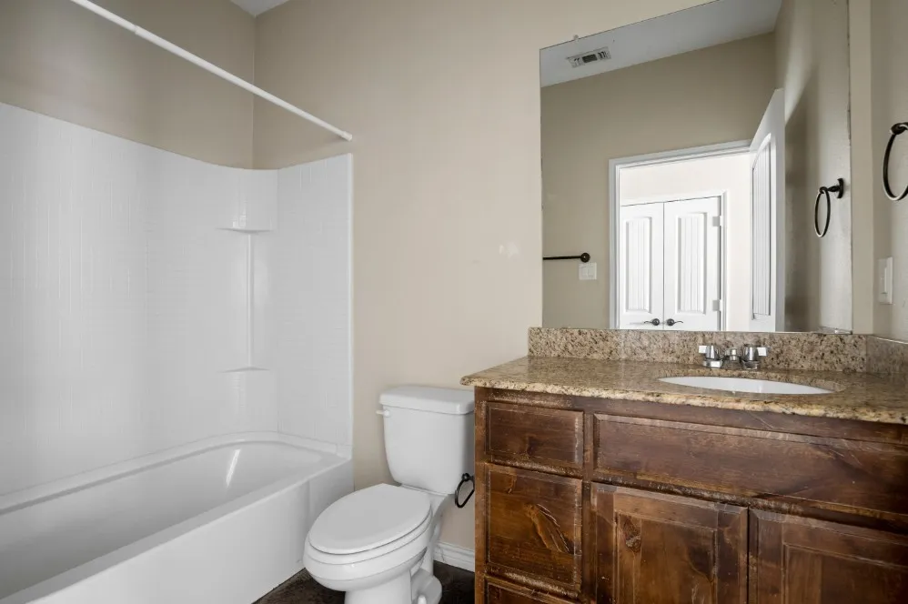 104 College Avenue Fort Worth, TX 76104