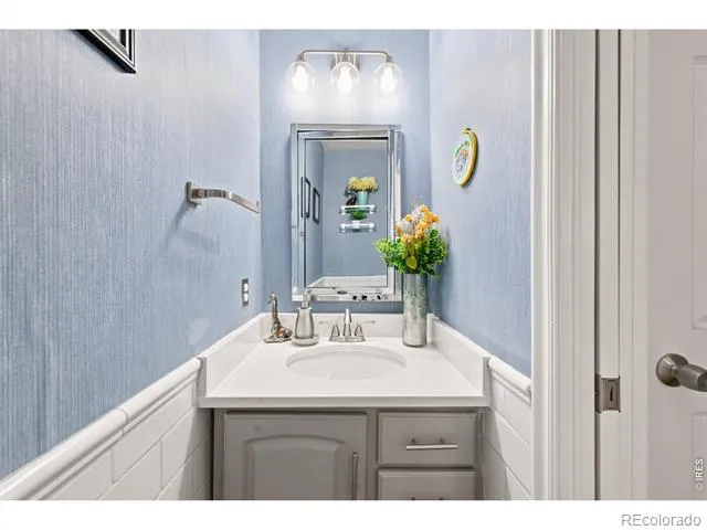 5842 W Atlantic Place Denver, CO 80227