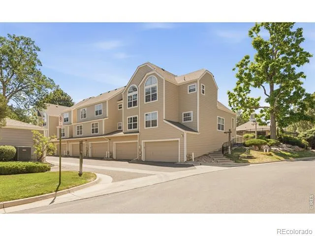 5842 W Atlantic Place Denver, CO 80227