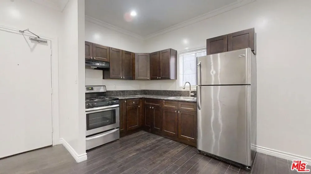 507 Loma #308 Los Angeles, CA 90017