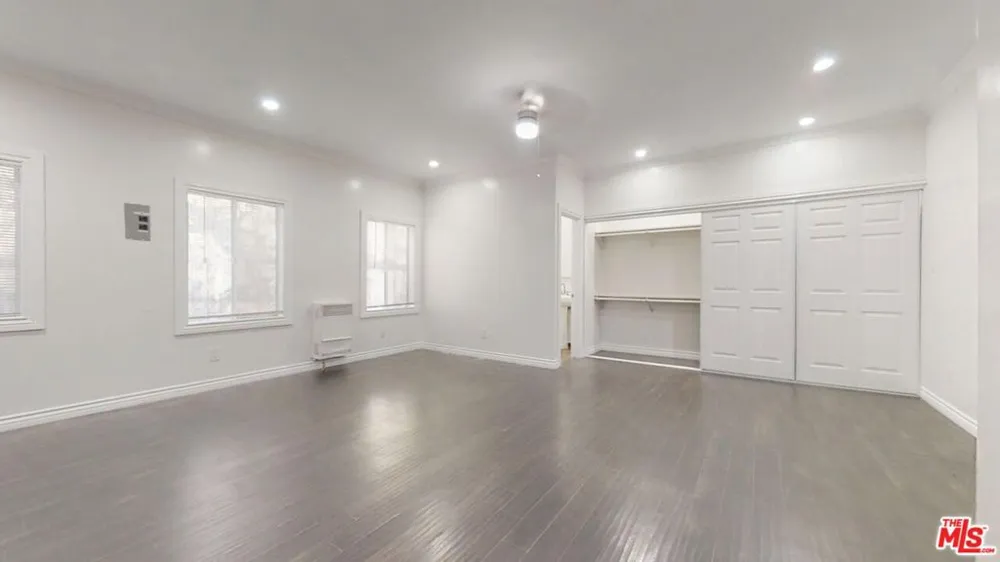 507 Loma #308 Los Angeles, CA 90017