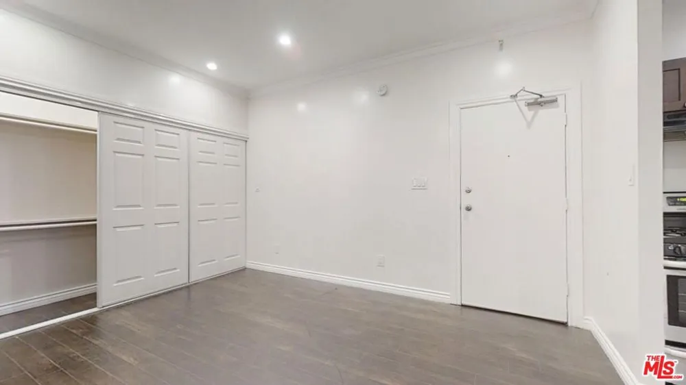 507 Loma #308 Los Angeles, CA 90017