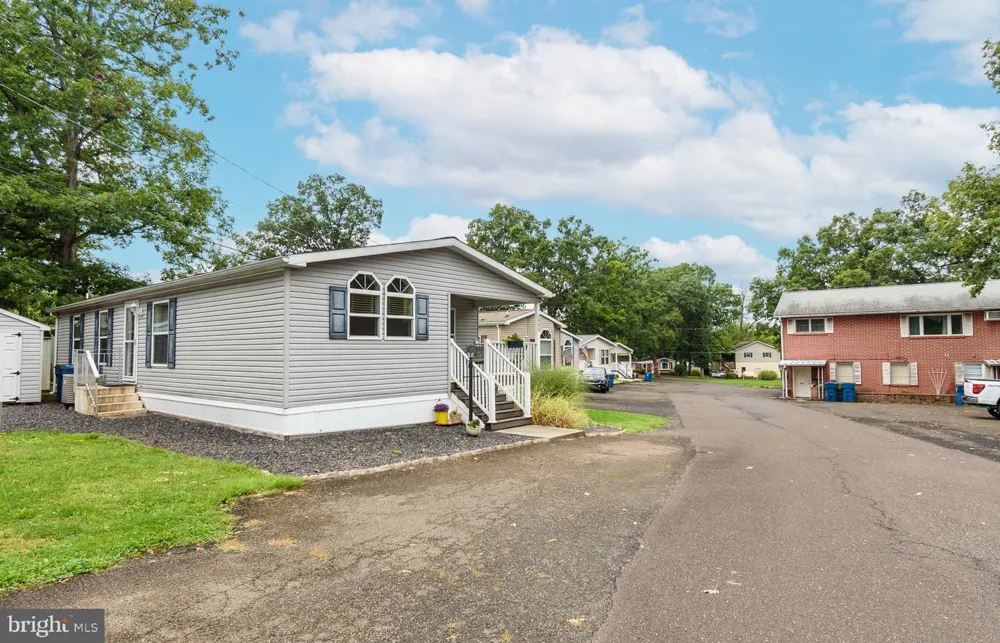 2002 PERILLI DRIVE Telford, PA 18969