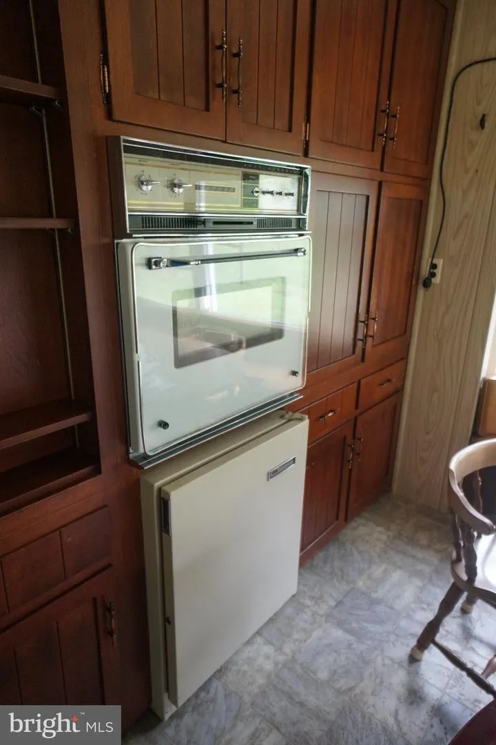 242 NEWMAN LANE Franklin, WV 26807