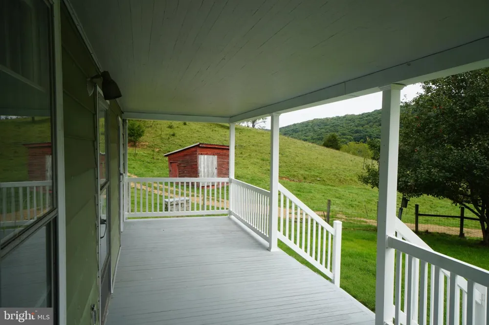 242 NEWMAN LANE Franklin, WV 26807