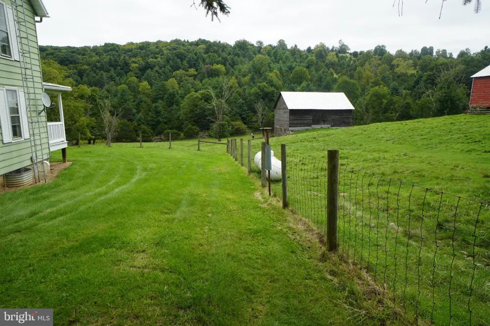 242 NEWMAN LANE Franklin, WV 26807