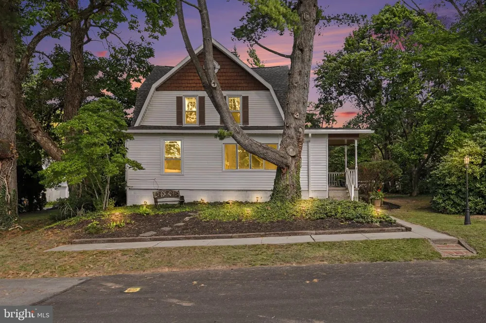 2320 PAGE STREET Camp Hill, PA 17011