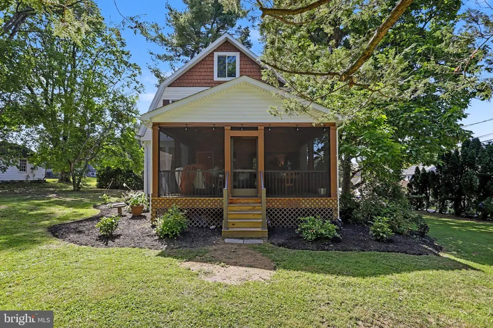 2320 PAGE STREET Camp Hill, PA 17011