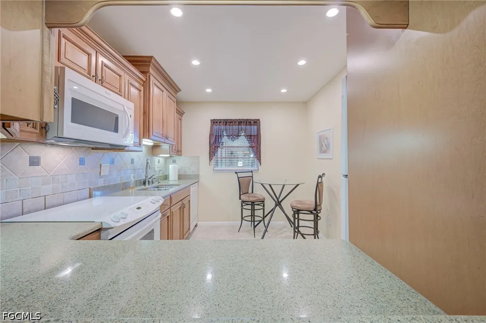 Vincennes Street #204 Cape Coral, FL 33904