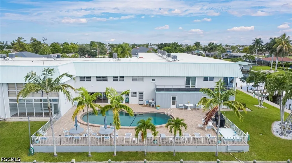 Vincennes Street #204 Cape Coral, FL 33904