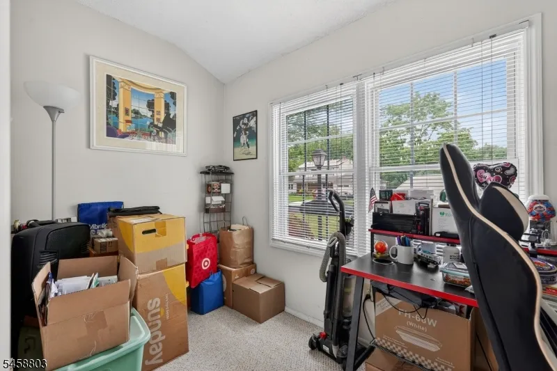 100 Coachman Dr Florence, NJ 08505