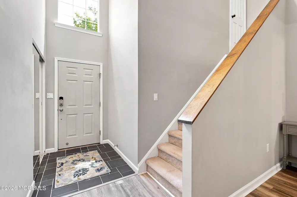 1902 Buckingham Circle Middletown, NJ 07748