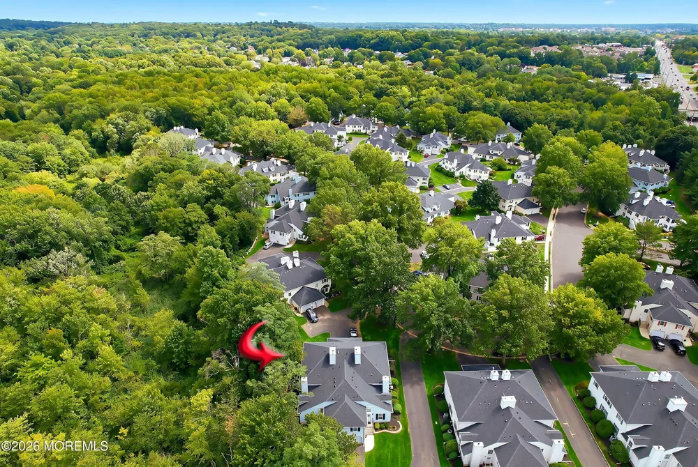 1902 Buckingham Circle Middletown, NJ 07748