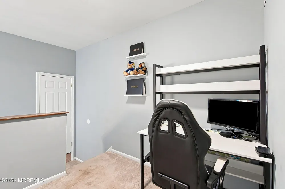 1902 Buckingham Circle Middletown, NJ 07748