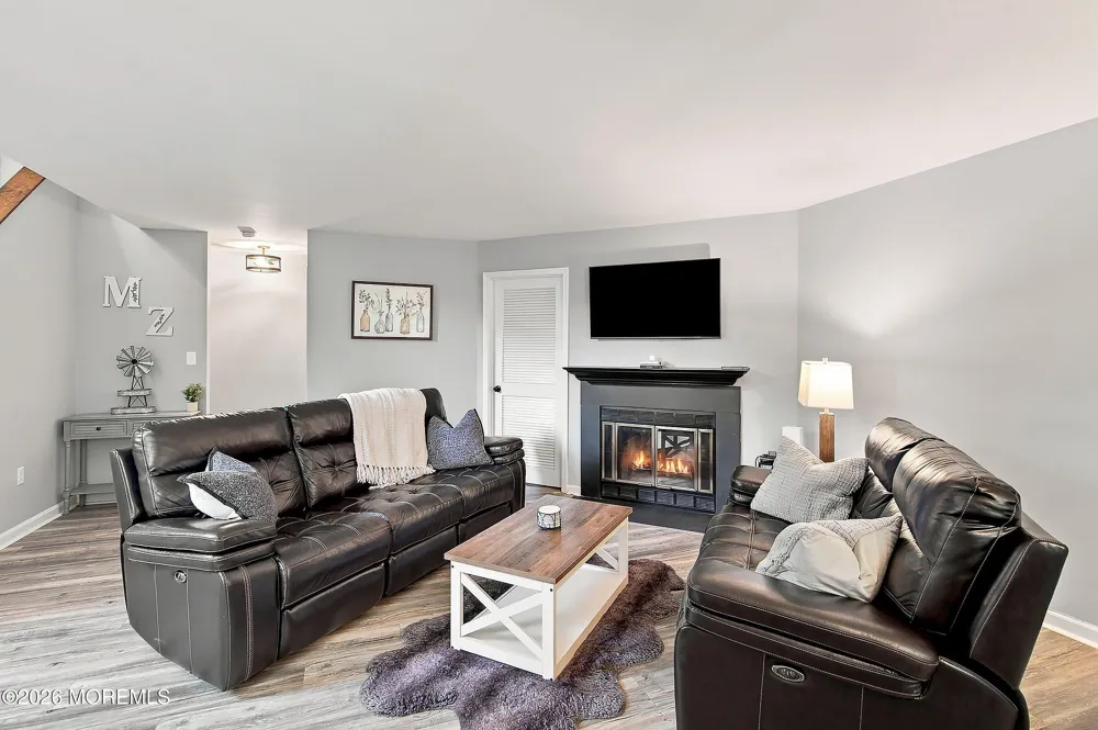 1902 Buckingham Circle Middletown, NJ 07748