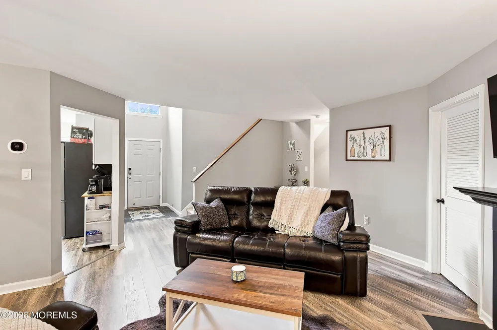 1902 Buckingham Circle Middletown, NJ 07748