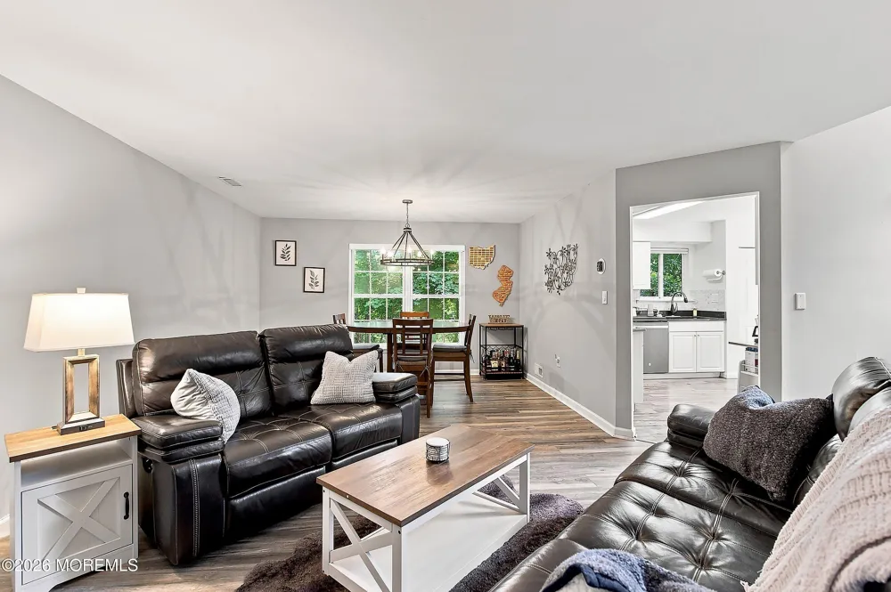 1902 Buckingham Circle Middletown, NJ 07748