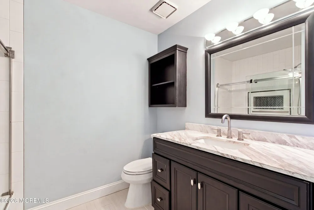 1902 Buckingham Circle Middletown, NJ 07748