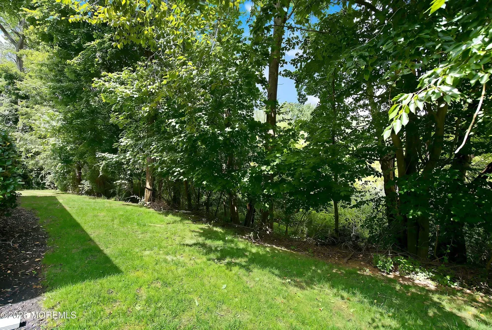 1902 Buckingham Circle Middletown, NJ 07748