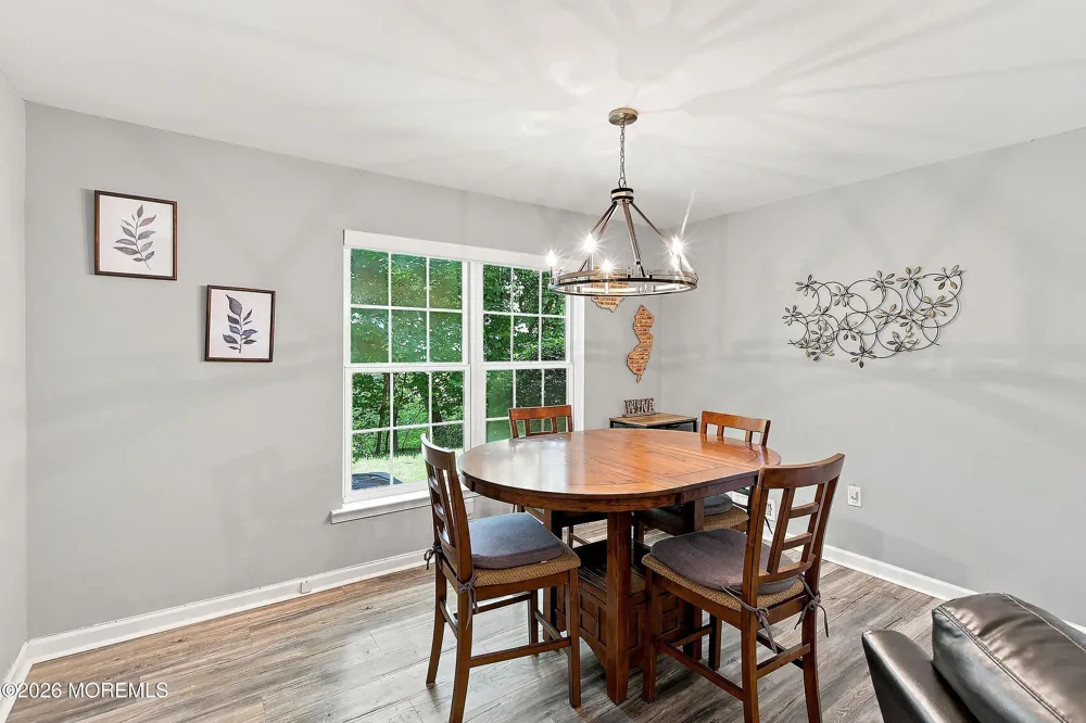 1902 Buckingham Circle Middletown, NJ 07748