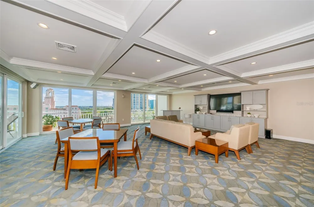 700 BEACH DRIVE NE #308 St Petersburg, FL 33701