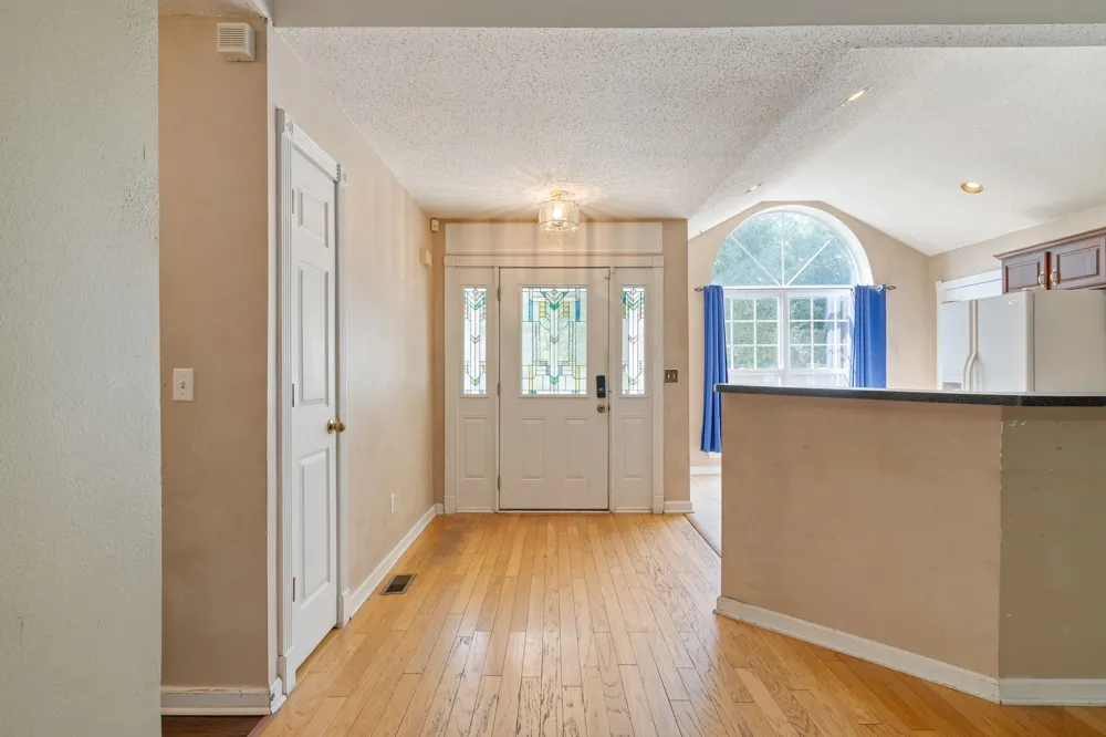 2261 Joann Dr Spring Hill, TN 37174