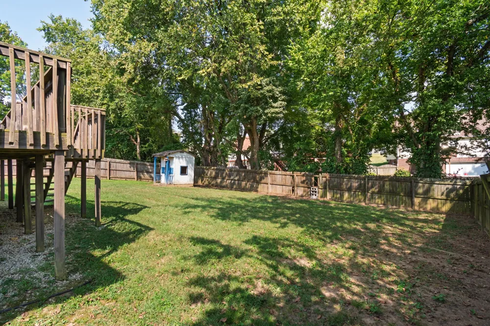 2261 Joann Dr Spring Hill, TN 37174