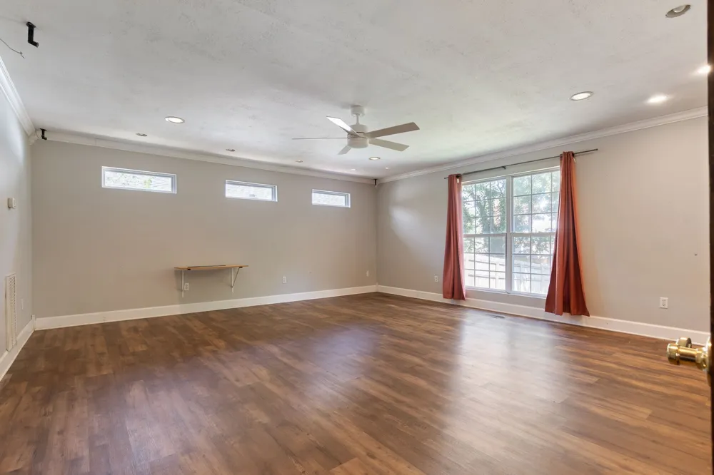 2261 Joann Dr Spring Hill, TN 37174