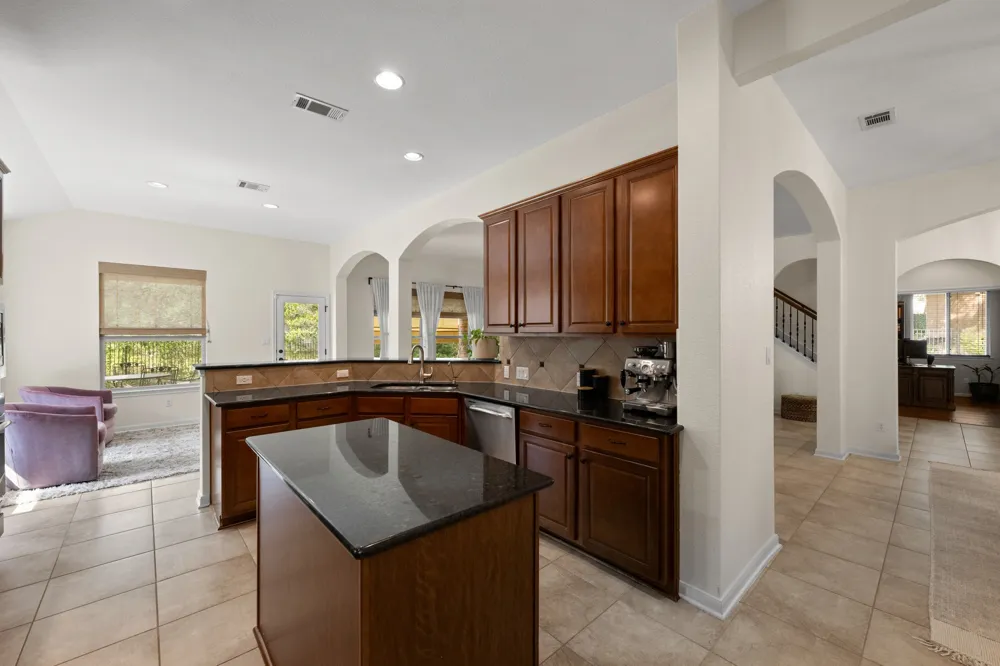 5025 Pyrenees Pass Bee Cave, TX 78738
