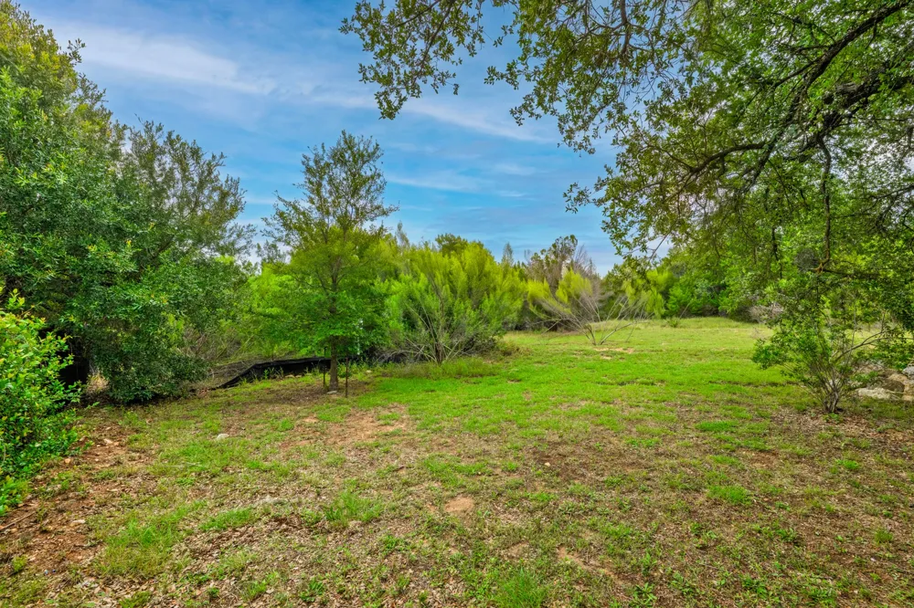 5025 Pyrenees Pass Bee Cave, TX 78738