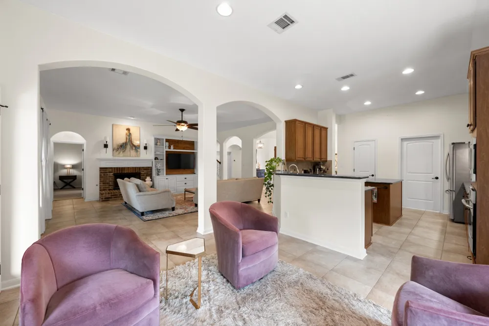5025 Pyrenees Pass Bee Cave, TX 78738